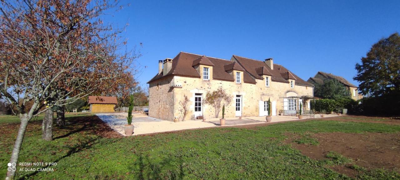 Britavit Bed & Breakfast Saint-Avit-Senieur Bagian luar foto