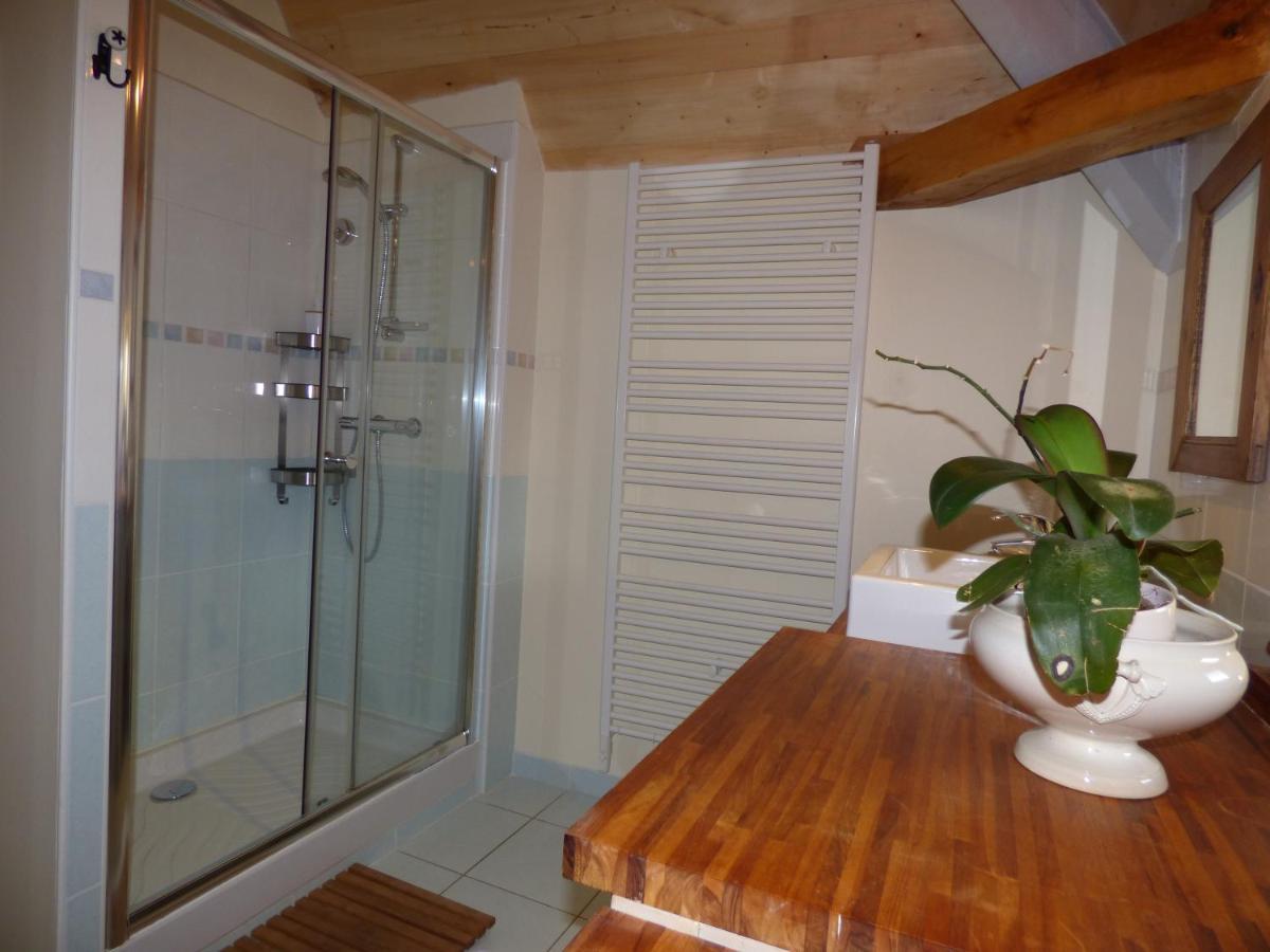 Britavit Bed & Breakfast Saint-Avit-Senieur Bagian luar foto