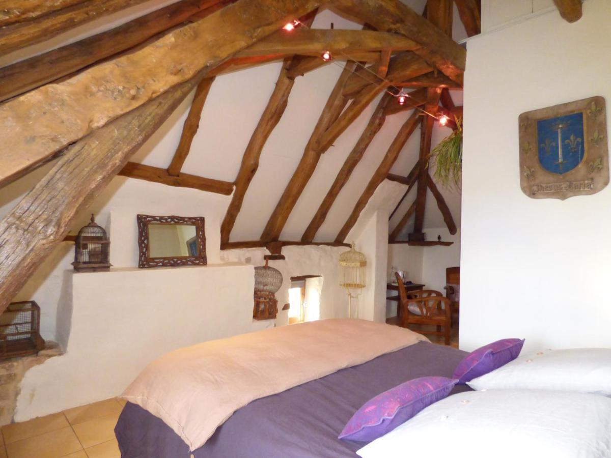 Britavit Bed & Breakfast Saint-Avit-Senieur Bagian luar foto