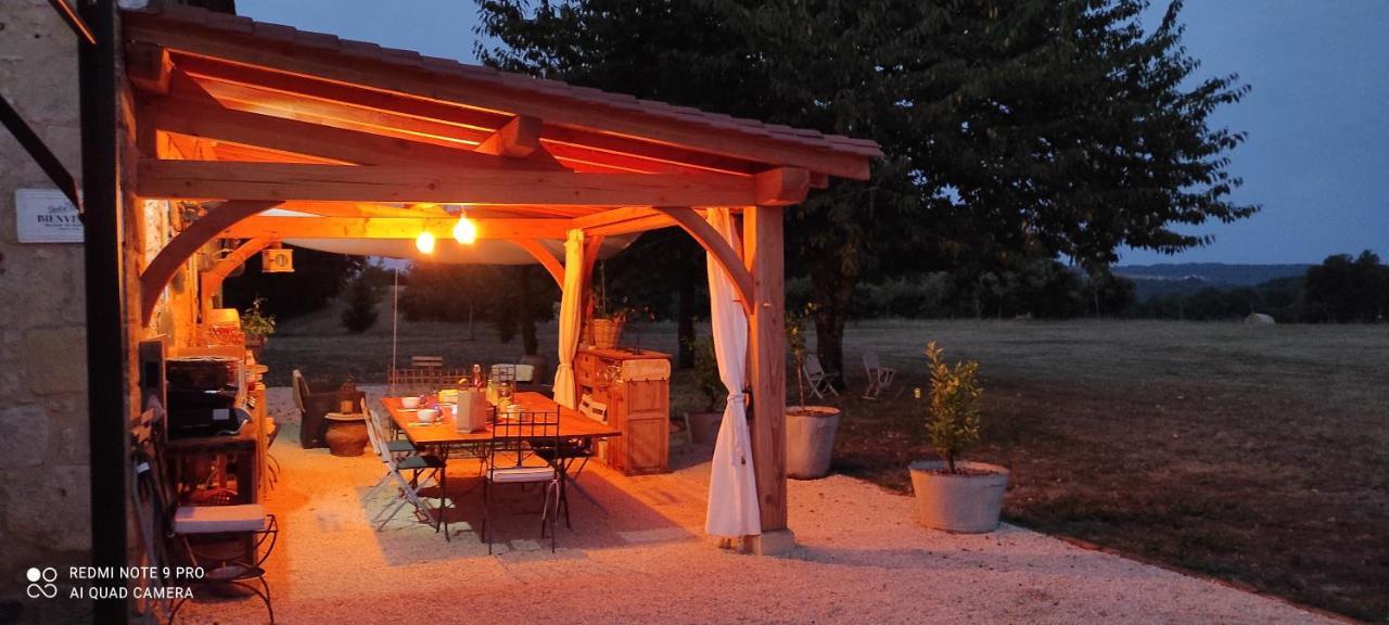 Britavit Bed & Breakfast Saint-Avit-Senieur Bagian luar foto