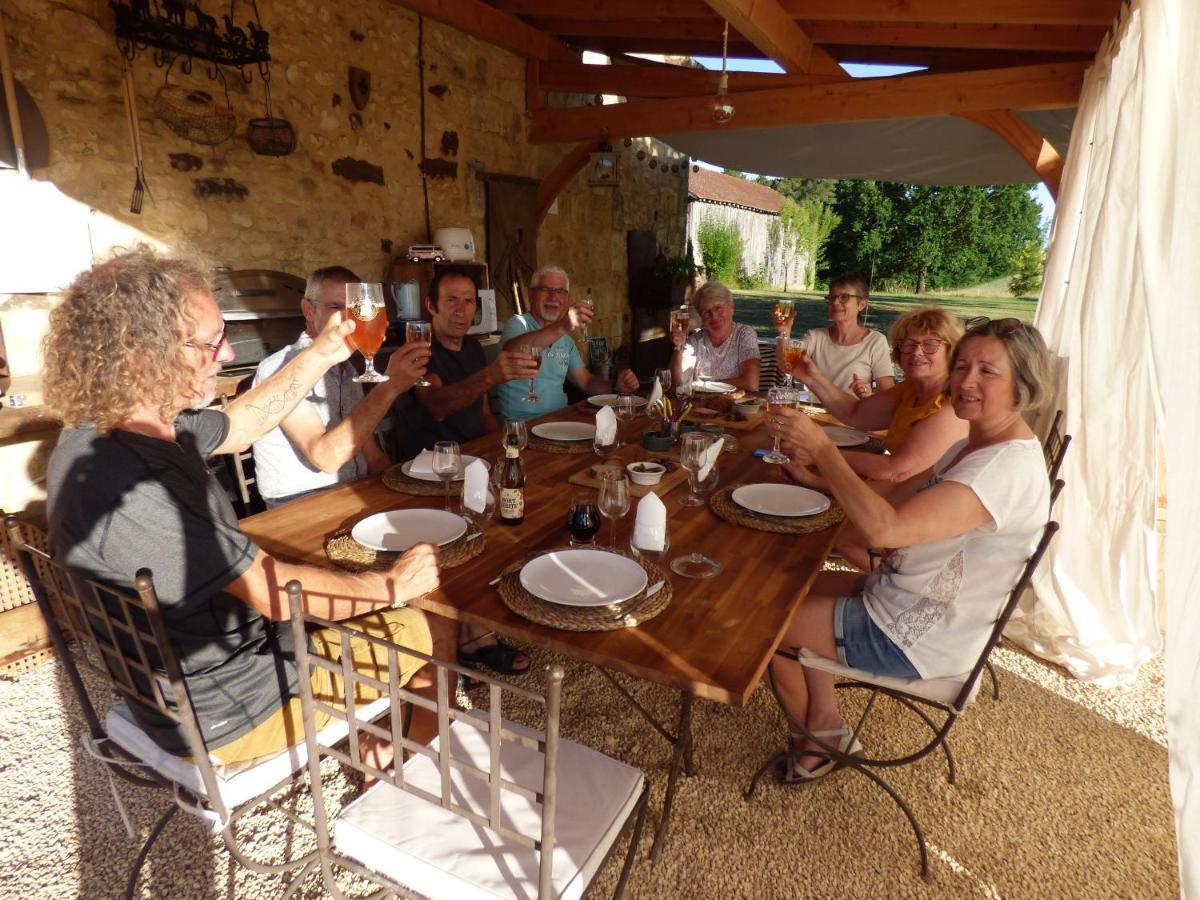 Britavit Bed & Breakfast Saint-Avit-Senieur Bagian luar foto