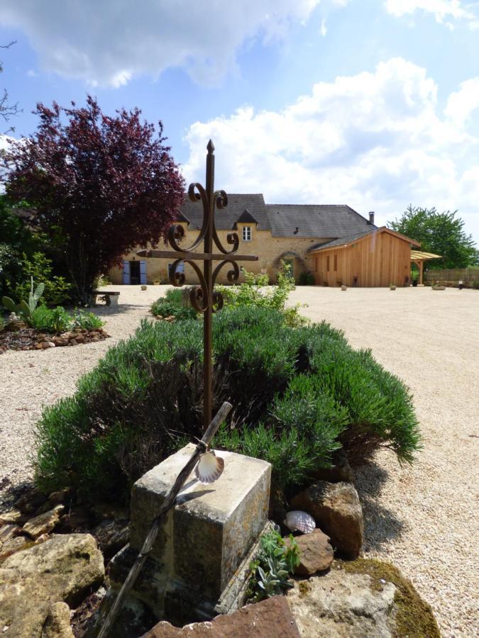 Britavit Bed & Breakfast Saint-Avit-Senieur Bagian luar foto