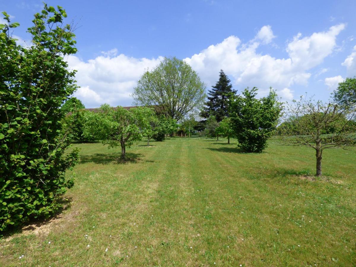 Britavit Bed & Breakfast Saint-Avit-Senieur Bagian luar foto