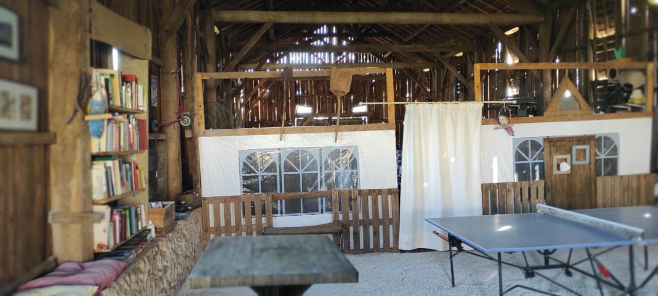 Britavit Bed & Breakfast Saint-Avit-Senieur Bagian luar foto